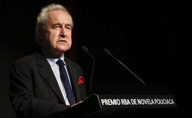 John Banville,habla tras ganar el premio RBA de Novela Negra