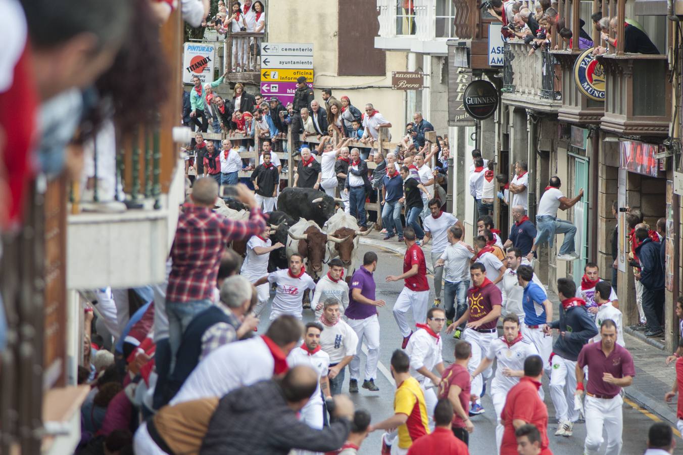 Encierros en Ampuero