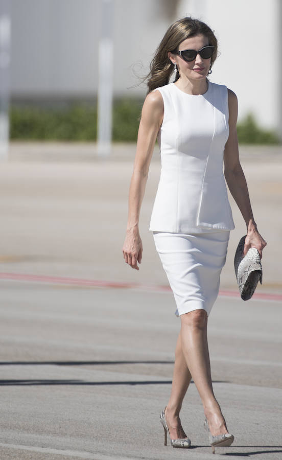 Doña Letizia en la T4 del Aeropuerto Alfo Suarez Madrid Barajas, antes de la visita de Estado de los Reyes al Reino Unido en julio de 2017.