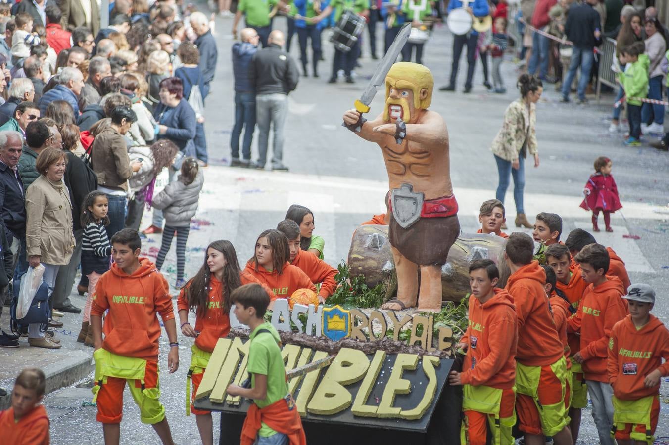 Las carrozas regresan a las calles de Reinosa