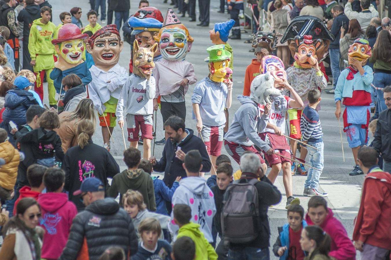 Las carrozas regresan a las calles de Reinosa