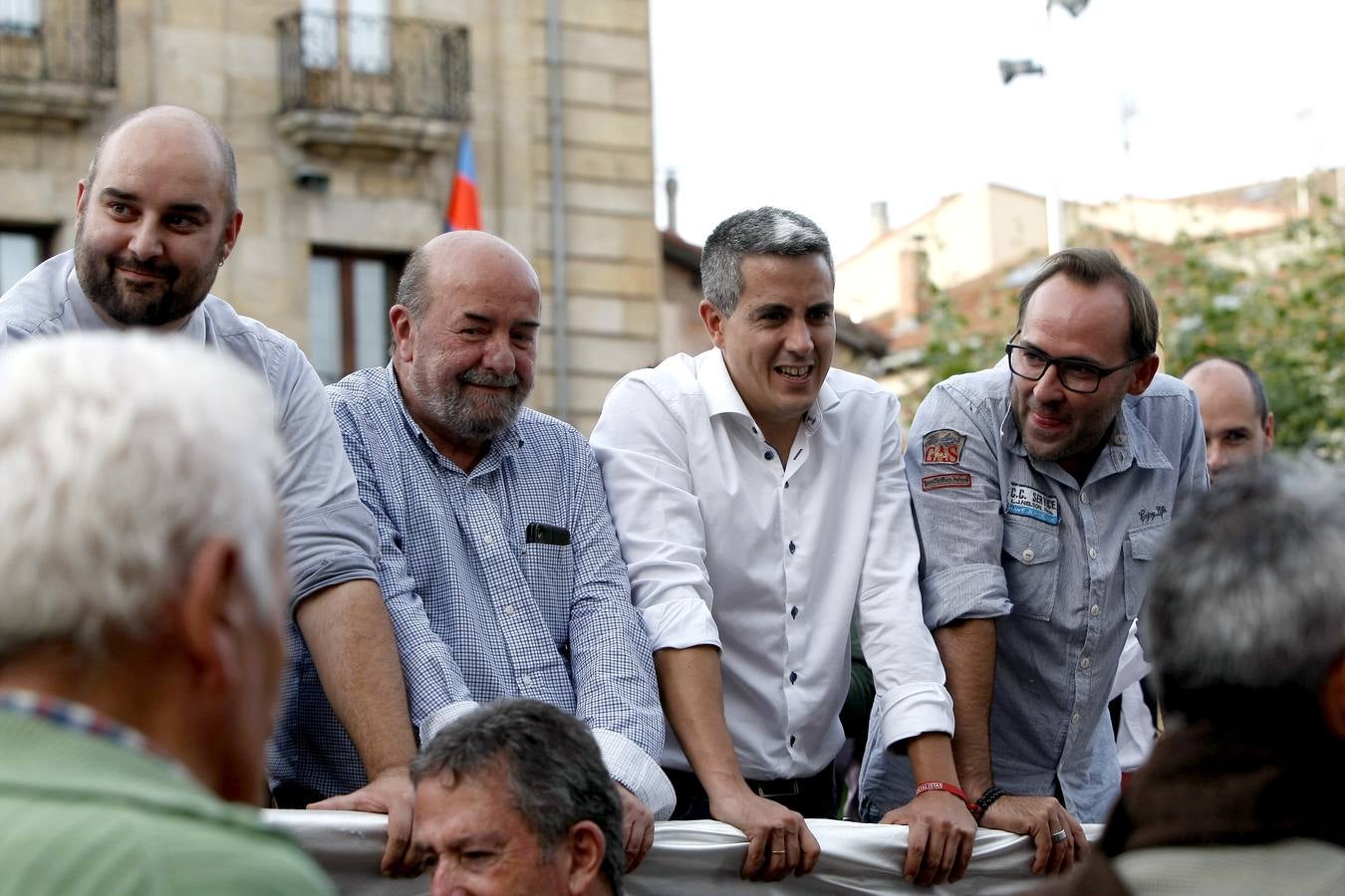 Búscate en las fotos si estuviste en el Día de Campoo