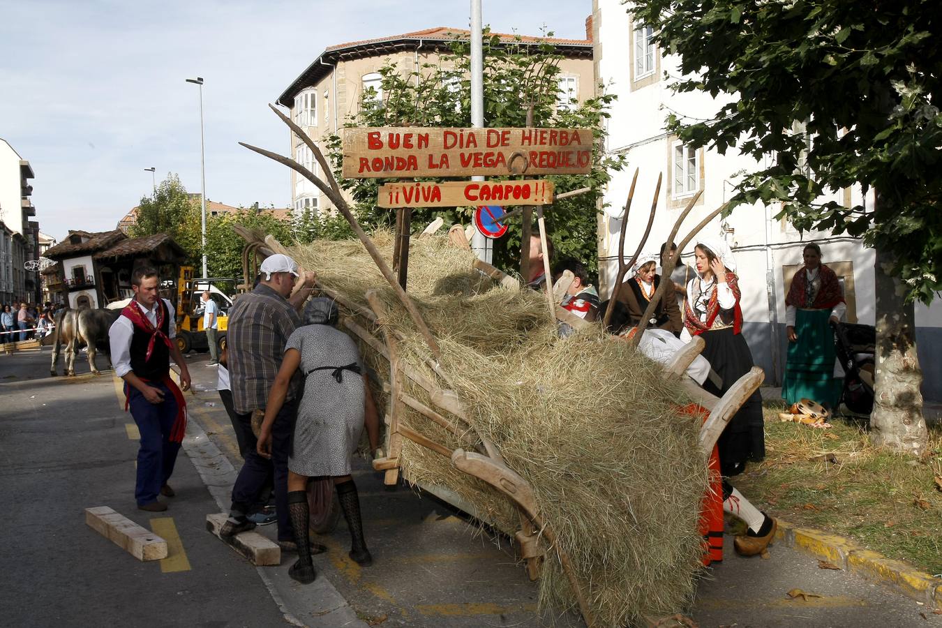 Búscate en las fotos si estuviste en el Día de Campoo