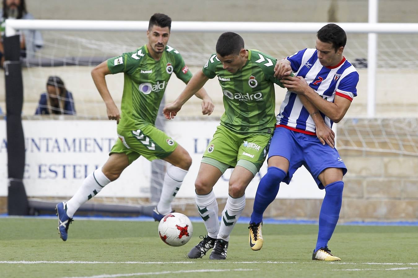 Pobre empate en Estella