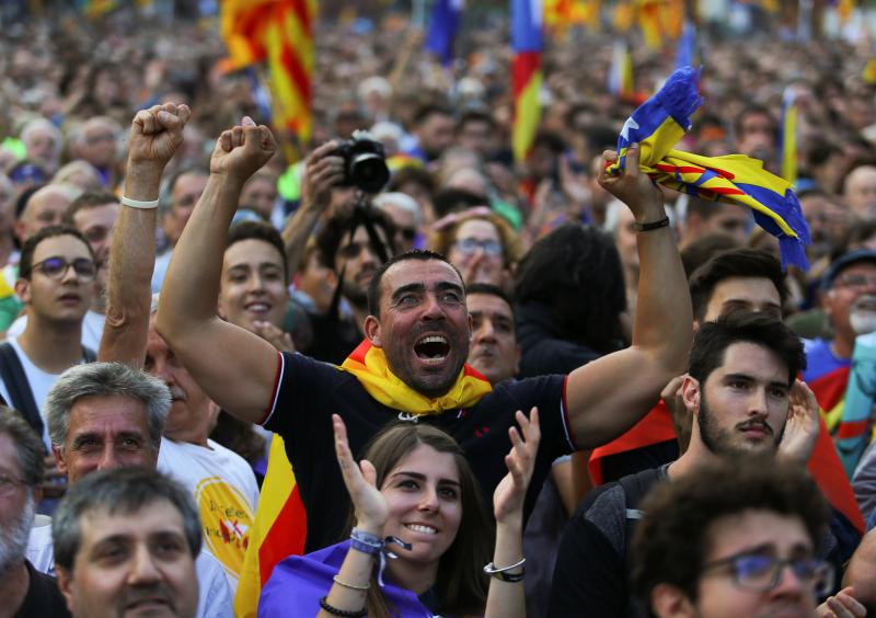 Del júbilo a las lágrimas entre los independentistas