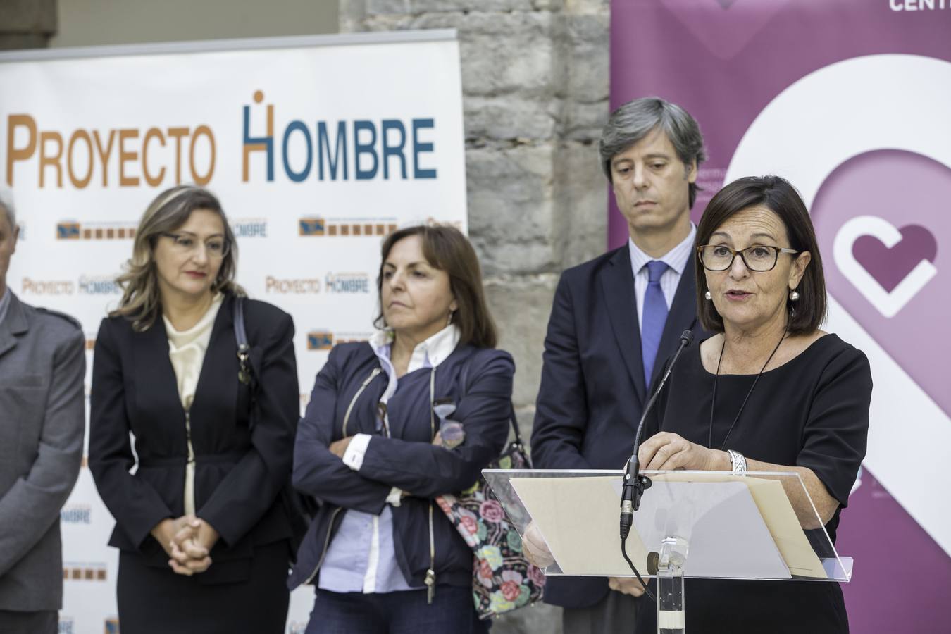 Santander acogió dos actos a la misma hora al no haberse consensuado por los colectivos uno conjunto que englobara a todos ellos 