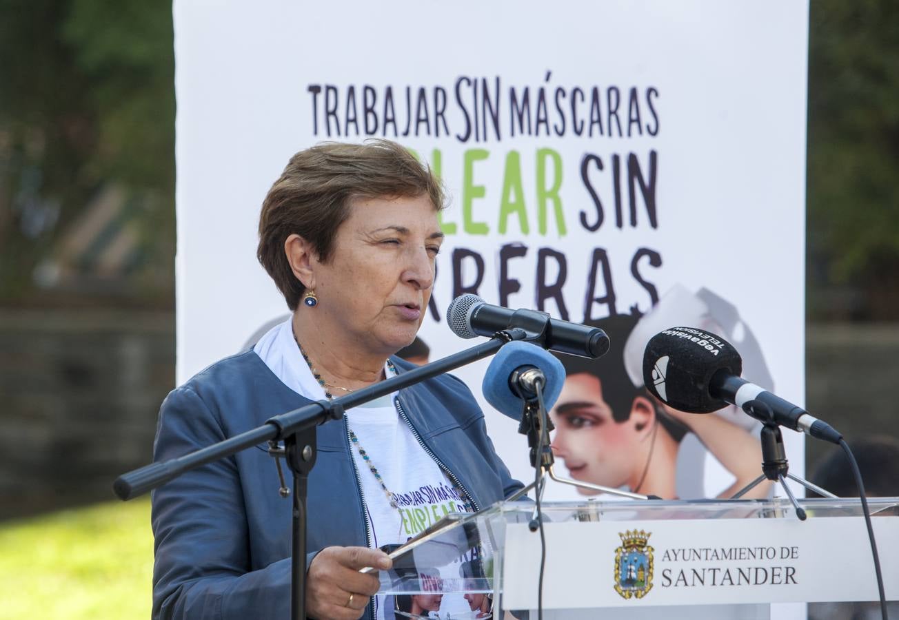 Santander acogió dos actos a la misma hora al no haberse consensuado por los colectivos uno conjunto que englobara a todos ellos 