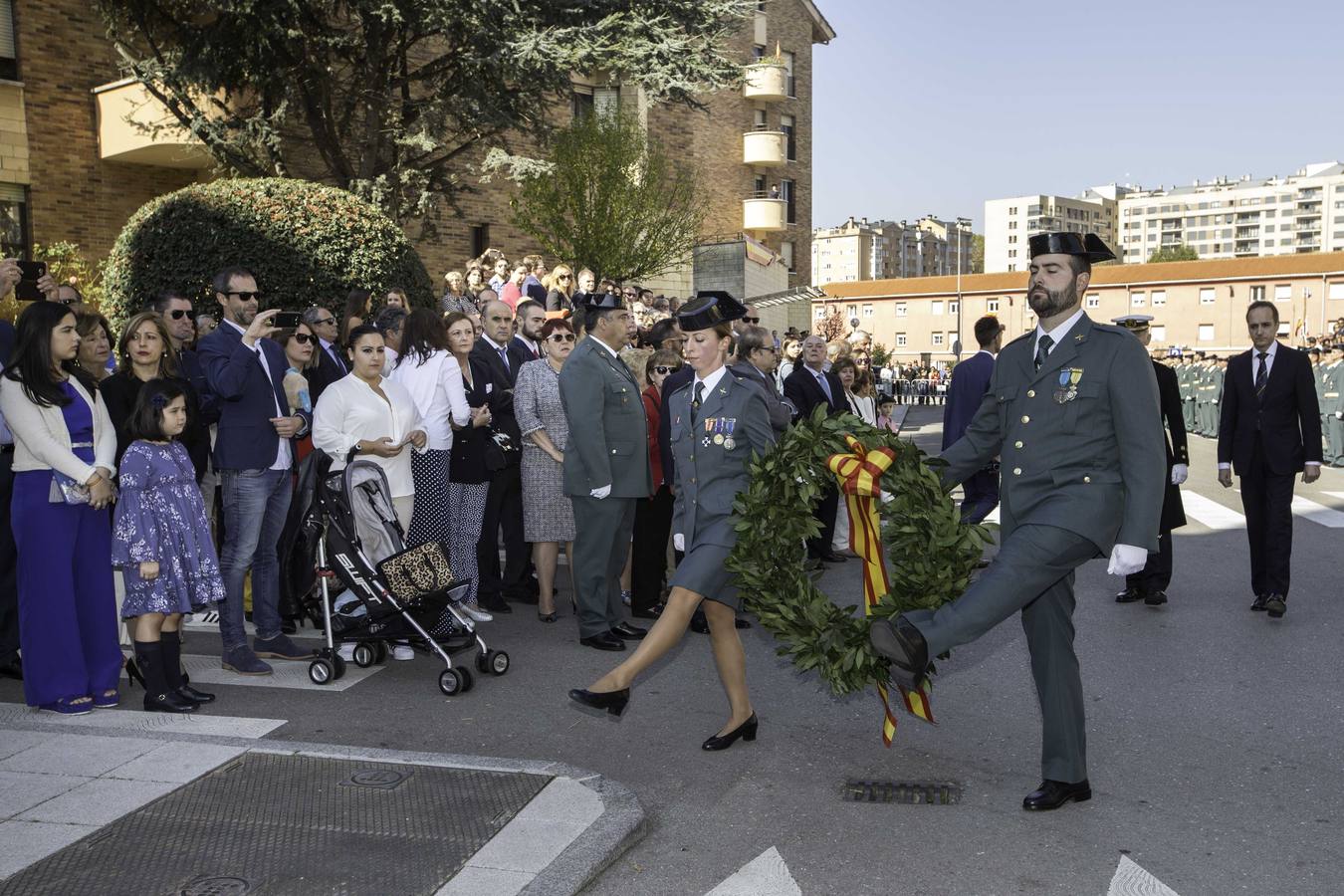 Imágenes de la fiesta del Pilar en el cuartel de Campogiro