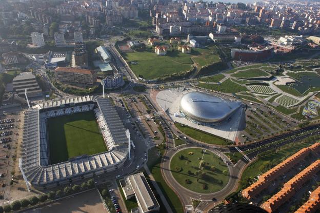 Los Nuevos Campos de Sport de El Sardinero tienen un potencial como soporte publicatrio que es el objeto de estudio. :: dm