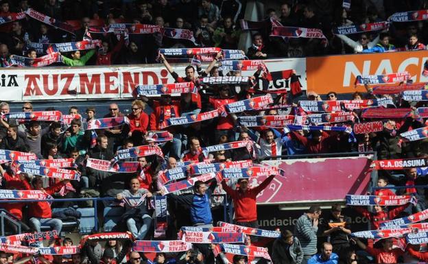 Aficionados de Osasuna en El Sadar. 