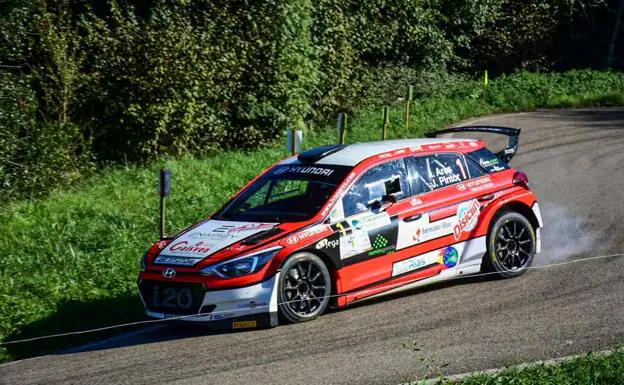 Iván Ares se proclama campeón de España tras ganar el Rally Santander-Cantabria
