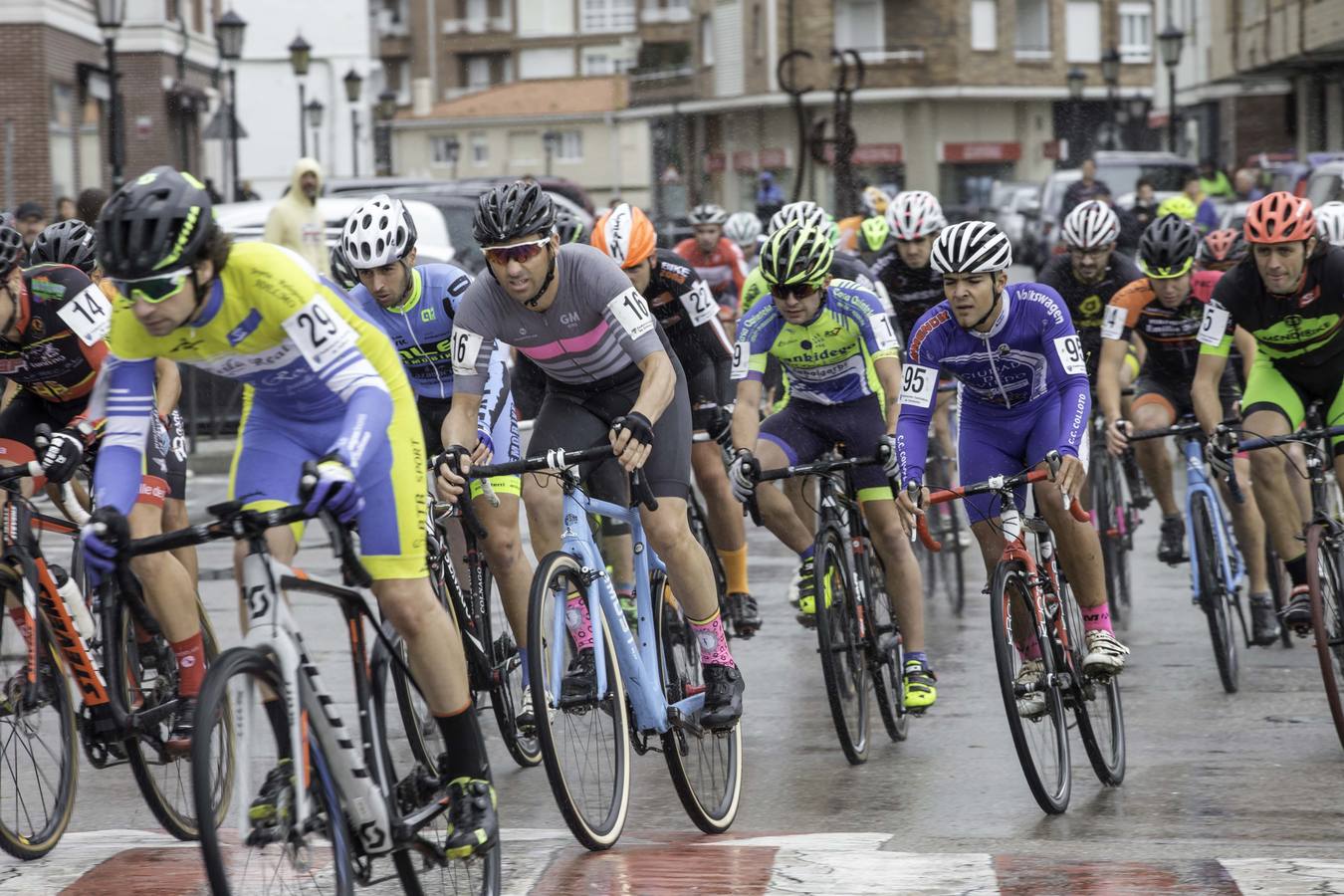 Imágenes del ciclocross de Colindres