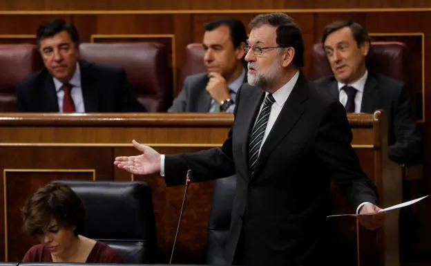 El presidente del Gobierno, Mariano Rajoy, durante la sesión de control al Gobierno la semana pasada. 