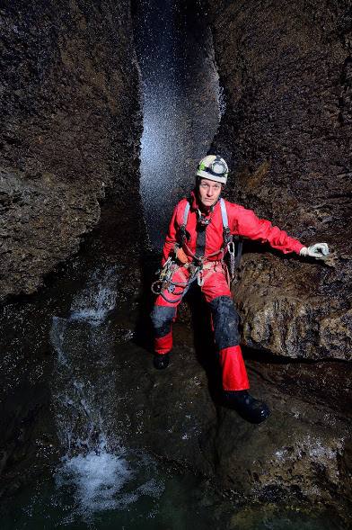 En las entrañas de las cuevas