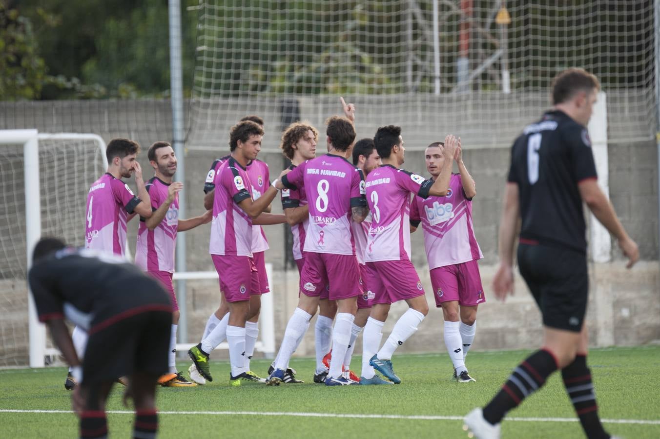 Imágenes del partido Escobedo-Gimnástica de Torrelavega