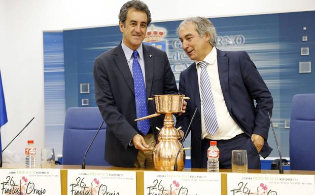 El consejero y el alcalde, esta mañana en rueda de prensa.