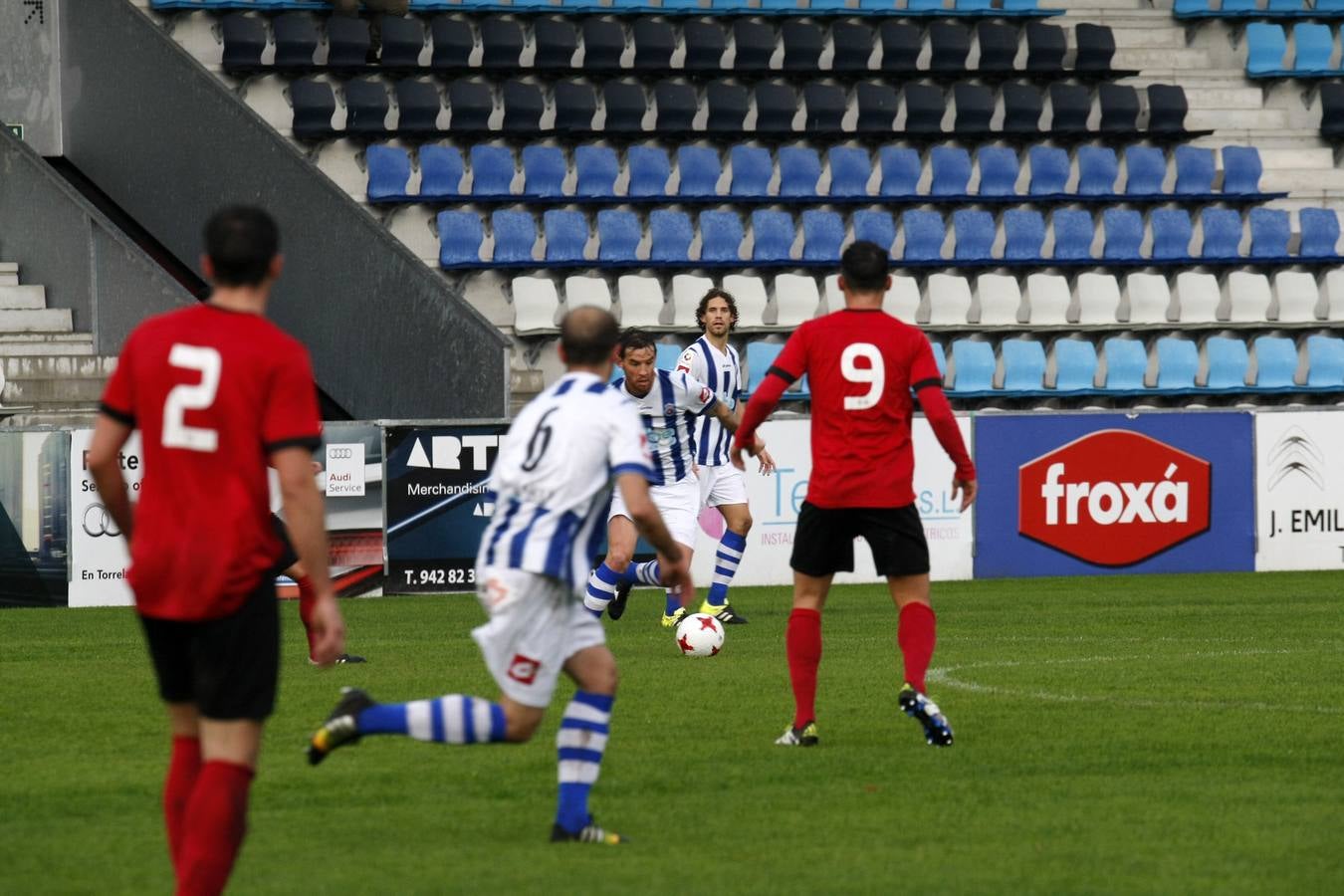 Imágenes del partido de la Gimnástica contra el Castro