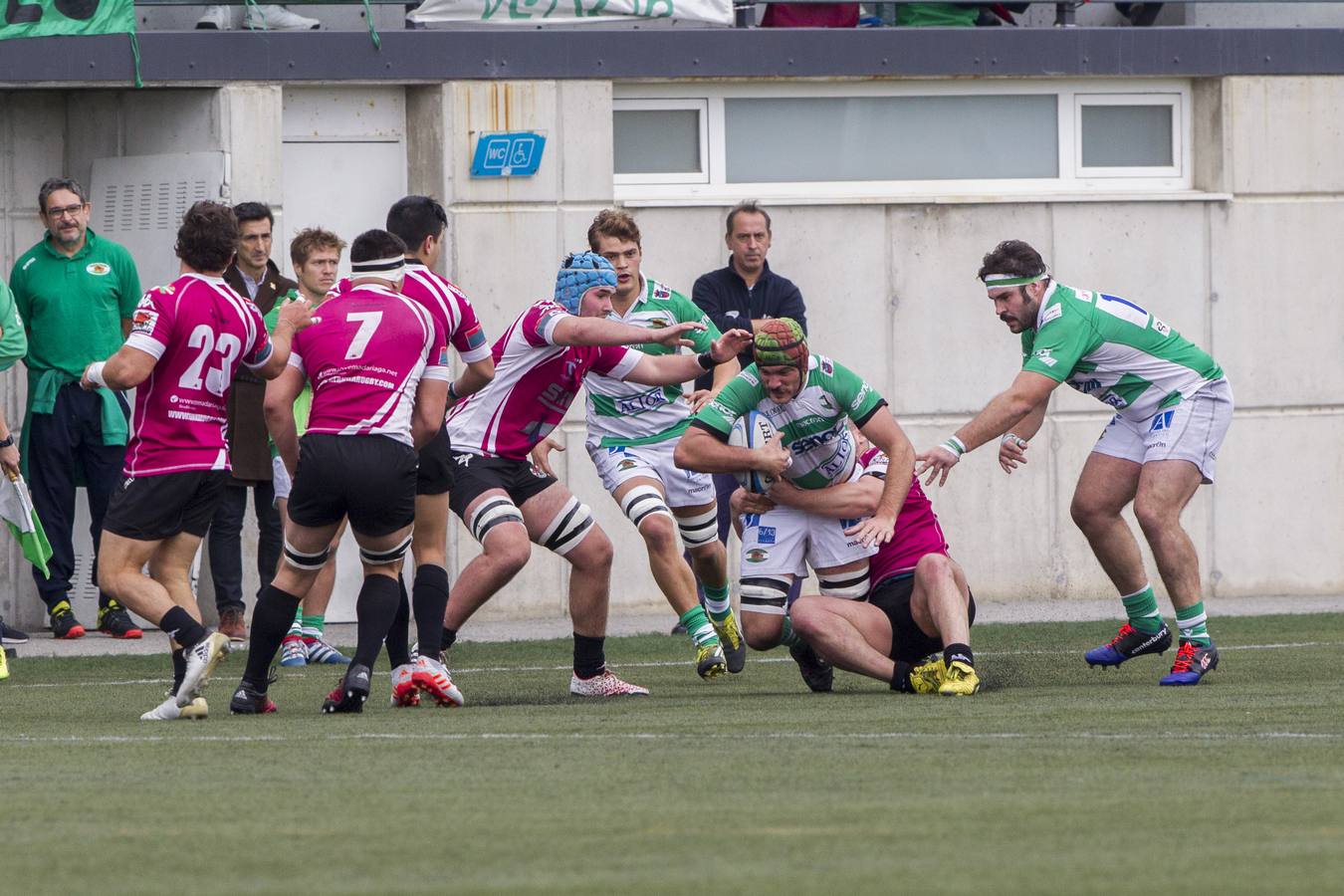 El Senor Independiente consiguió una abultada victoria, 48-26, ante el Gernika en San Román en la octava jornada de la División de Honor