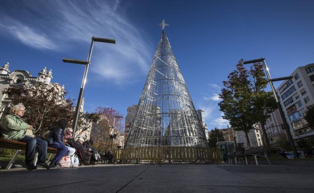 Imagen principal - La iluminación de Navidad se encenderá el día 1 de diciembre