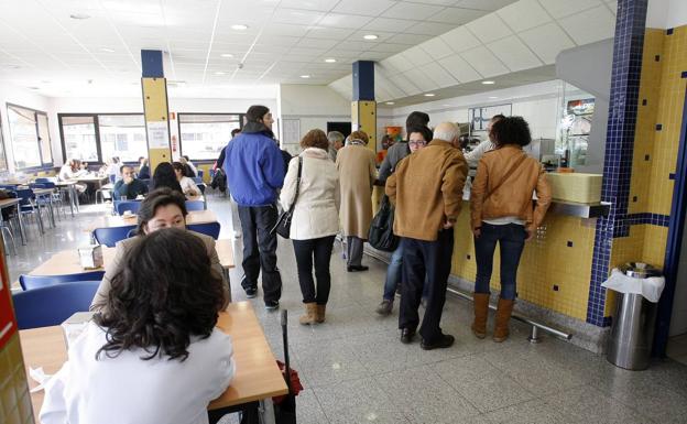 UGT convoca huelga indefinida en las cafeterías y cocina de Sierrallana