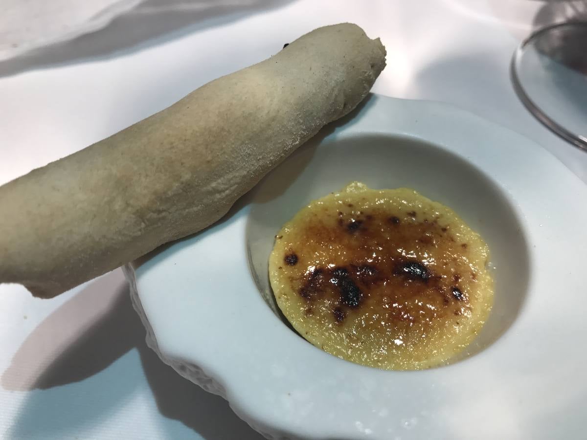 Algunas de las especialidades de la carta y rincones del restaurante de Hoznayo que acaba de conseguir una Estrella Michelin