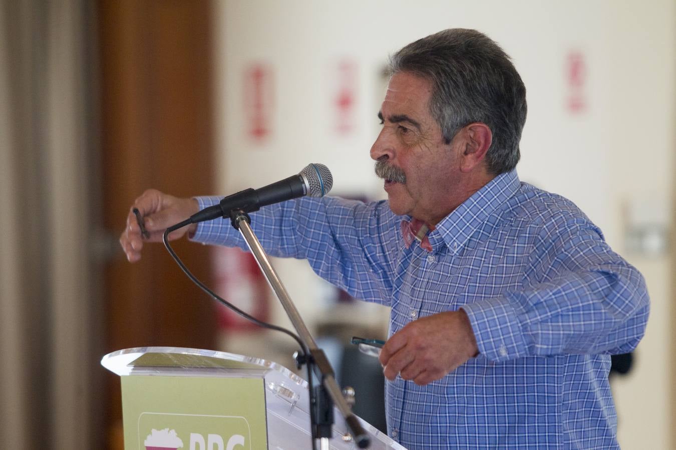 Asamblea de dirigentes del PRC, celebrada en el Balneario de Puente Viesgo