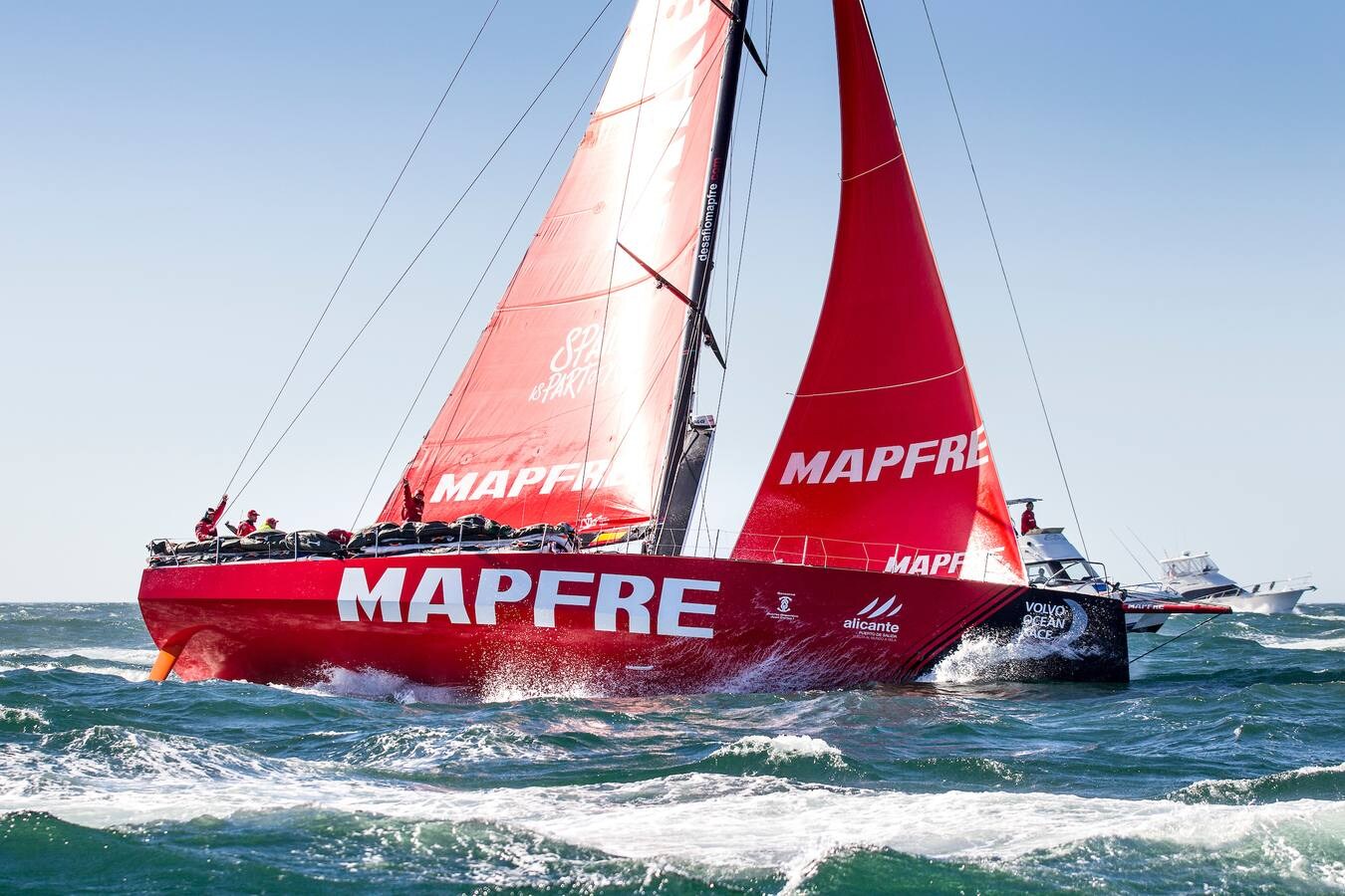 El &#039;Mapfre&#039;, a su llegada a Ciudad del Cabo