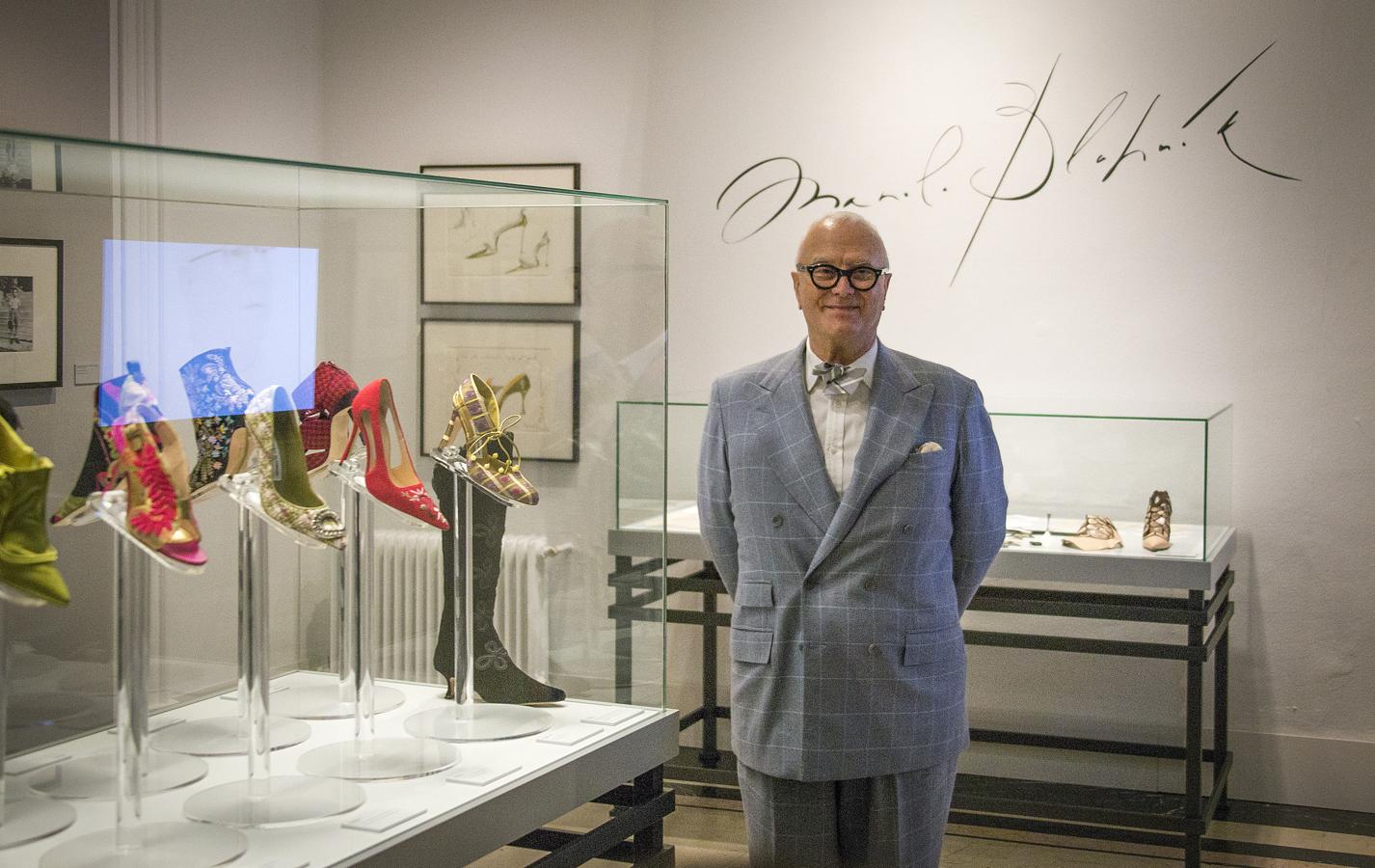 El genio del calzado expone dos centenares de sus creaciones en el Museo Nacional de Artes Decorativas