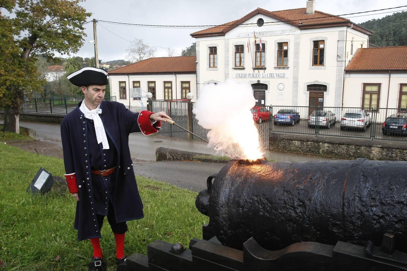 Cañonazo en honor a la fábrica de artillería de La Cavada