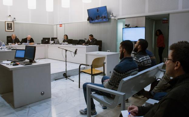Abdessadek Essalhi, en el banquillo de los acusados en la Audiencia Nacional.
