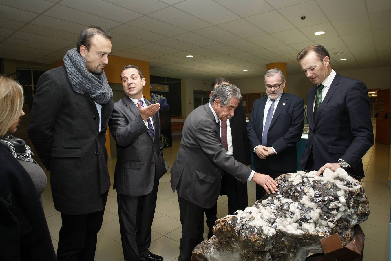 La Escuela de Minas de Torrelavega honra a Santa Bárbara, su patrona