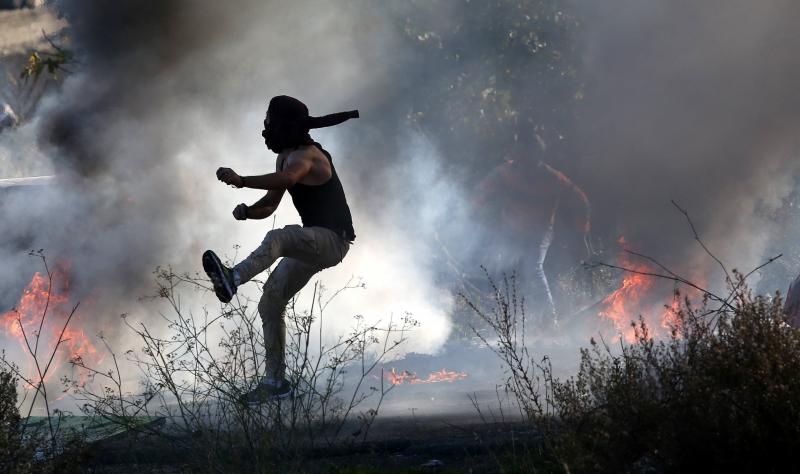 Miles de personas de Cisjordania y Gaza salen a protestar la decisión de Donald Trump de reconocer a Jerusalén como la capital israelí