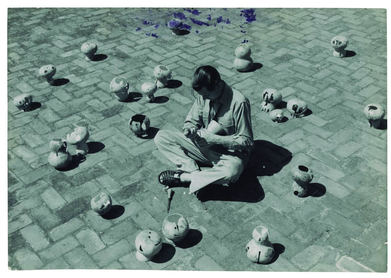 Marianne Gast: Mathias Goeritz trabajando en su serie Open Mind and Empty Head, 1950-1951