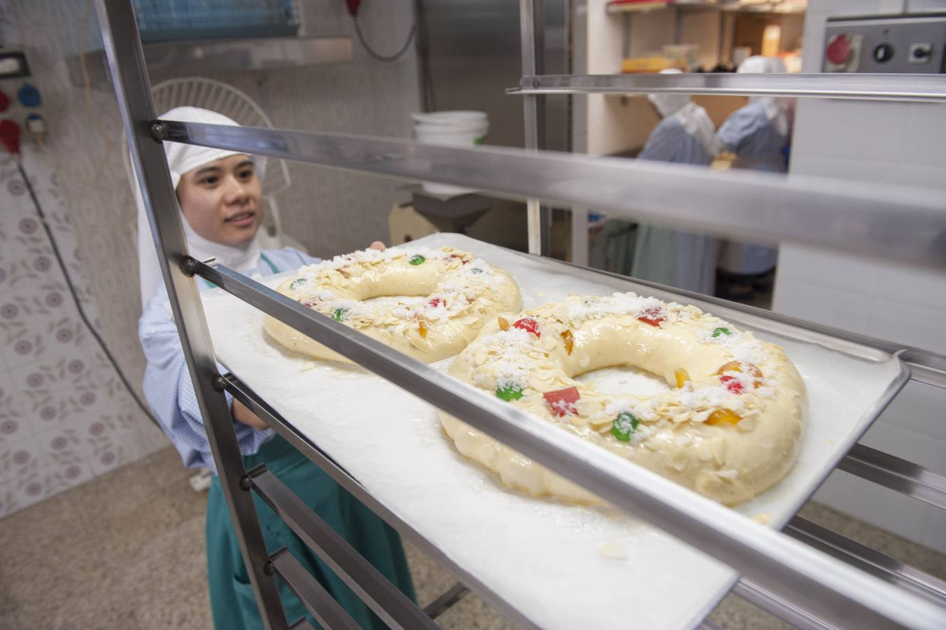 Monjas de clausura descubren los secretos de su repostería
