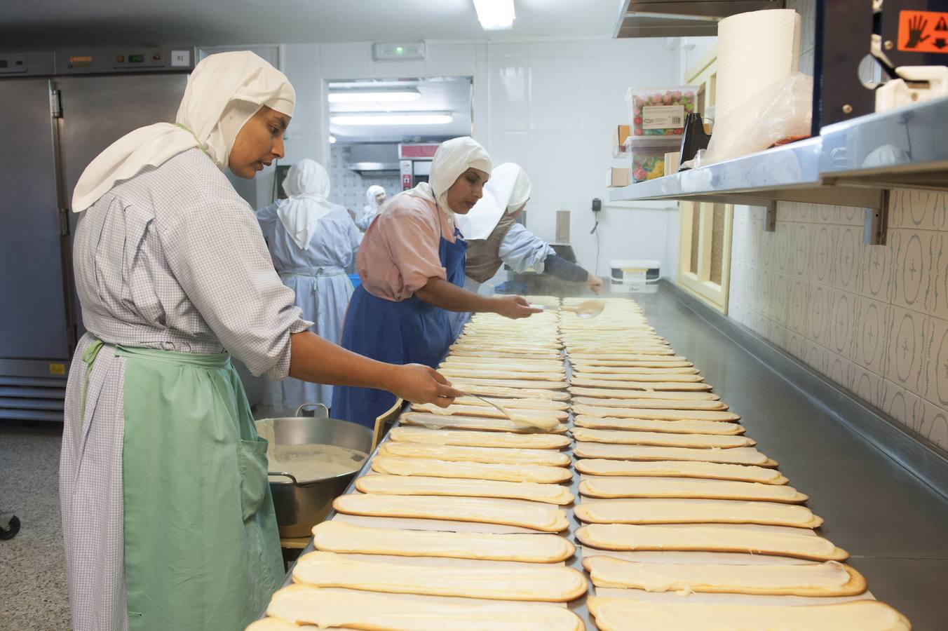 Monjas de clausura descubren los secretos de su repostería