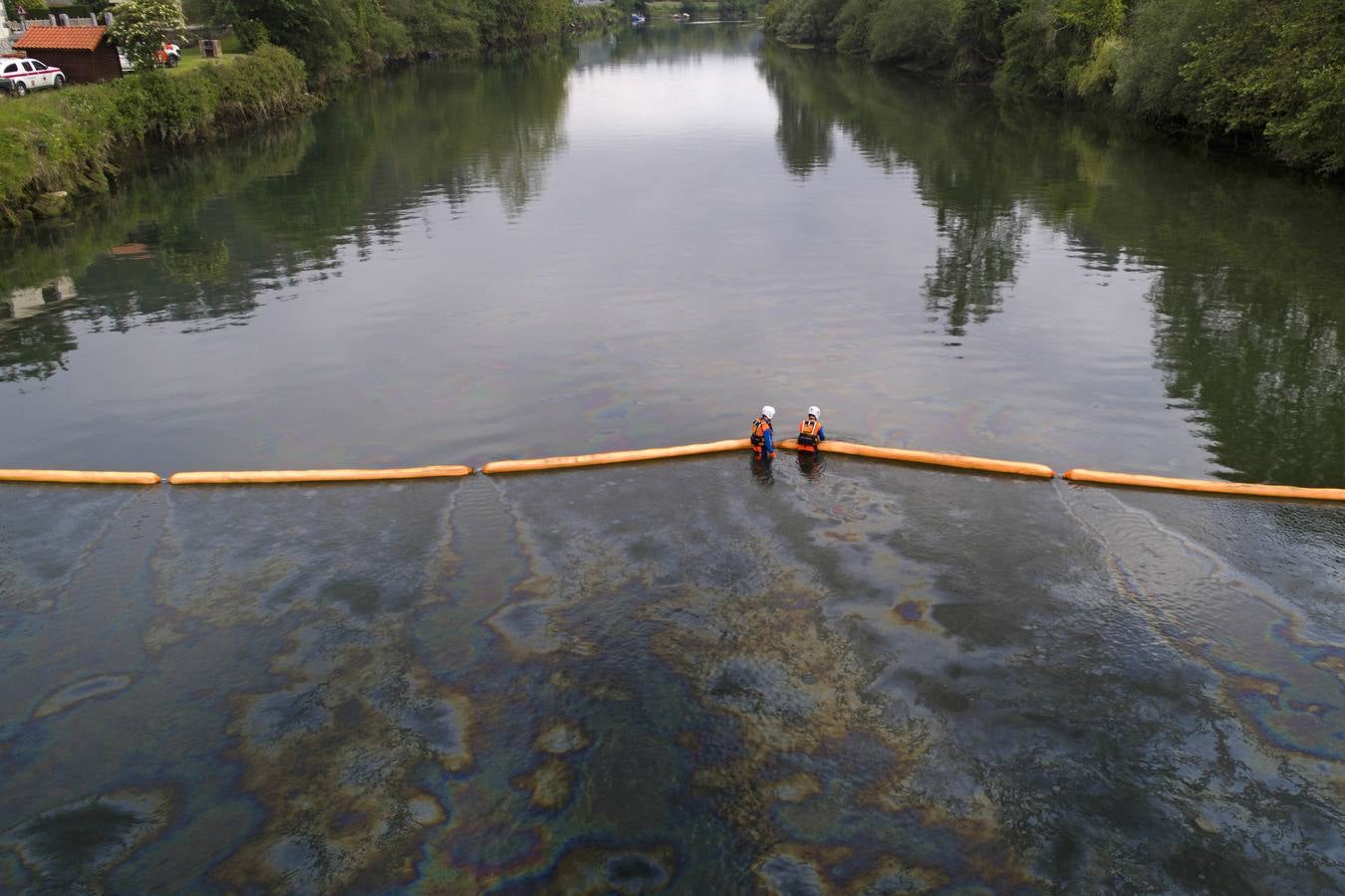 25.000 litros de combustible se vertieron en el río Cares, afluente del Deva a finales de mayo