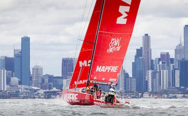 El 'Mapfre', a defender el liderato de la Volvo en una etapa inédita