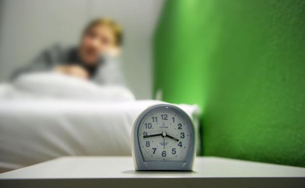 Las personas que duermen menos de 8 horas tienen más riesgo de ansiedad y depresión