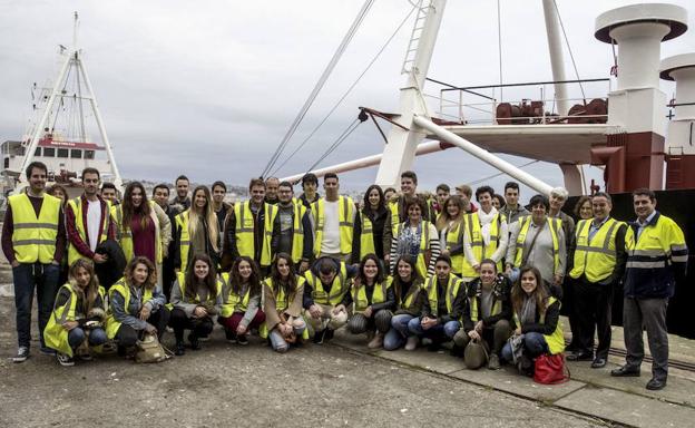 Los estudiantes conocieron la Terminal de Graneles Agroalimentarios en el Puerto de Raos.