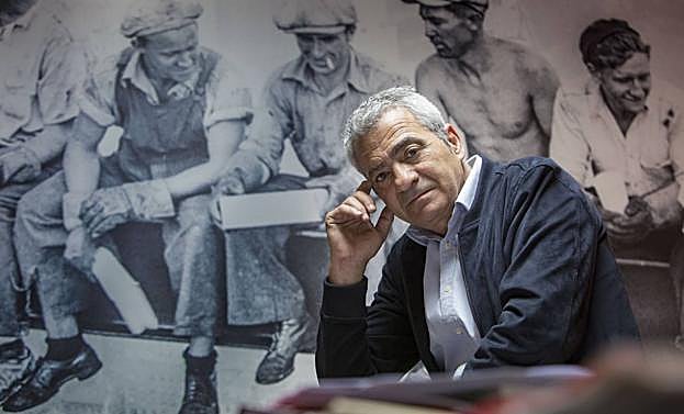 El líder de CCOO critica la falta de estrategia del Gobierno, «cada consejería va a su bola»