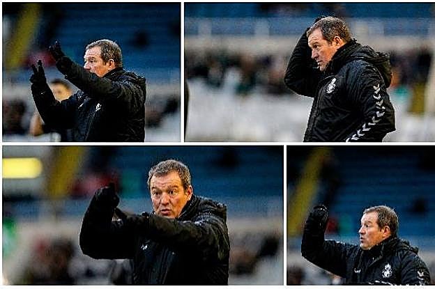 Ángel Viadero vivió con intensidad el partido desde su banquillo, aunque su forma de ser, fría y muy discreta, le mantuvo casi asilado. :: fotografías: javier cotera