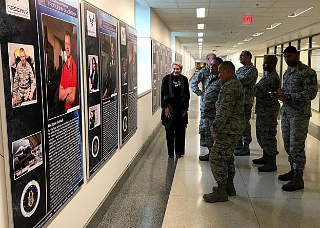 Las instalaciones de Arlington acogen una exposición sobre los 75 años de historia del Pentágono. 