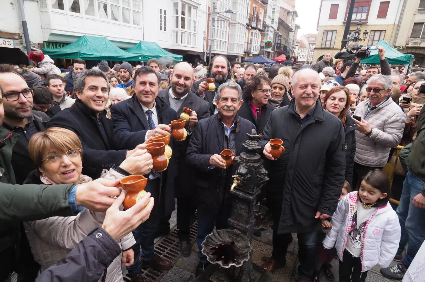 La capital campurriana ha celebrado de forma multitudinaria la festividad de San Sebastián, en la que ha tenido lugar el concurso de ollas ferroviarias.