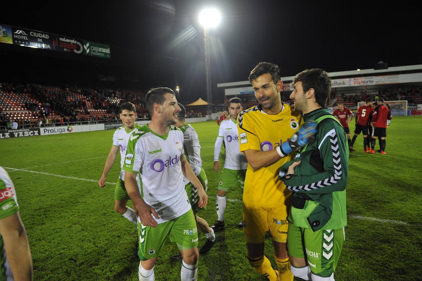 Las mejores fotos del partido del Racing en Miranda de Ebro.