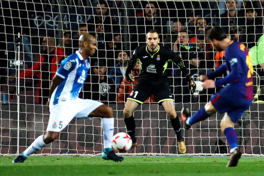 El Barcelona estará en las semifinales de la Copa del Rey tras vencer al Espanyol por 2-0 en el Camp Nou (2-1 global). Los azulgrana se adelantaron con Suárez y Messi puso la sentencia. El partido también estuvo marcado por la despedida a Javier Mascherano y el debut de Philippe Coutinho.