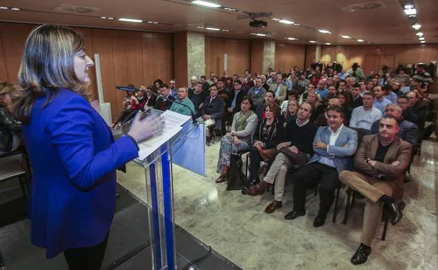 María José Sáenz de Buruaga analiza la situación del Partido Popular ante la Junta Directiva