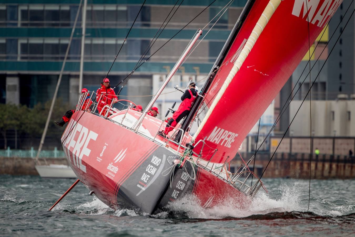 Cuarto puesto del &#039;Mapfre&#039; en la regata costera de Hong Kong