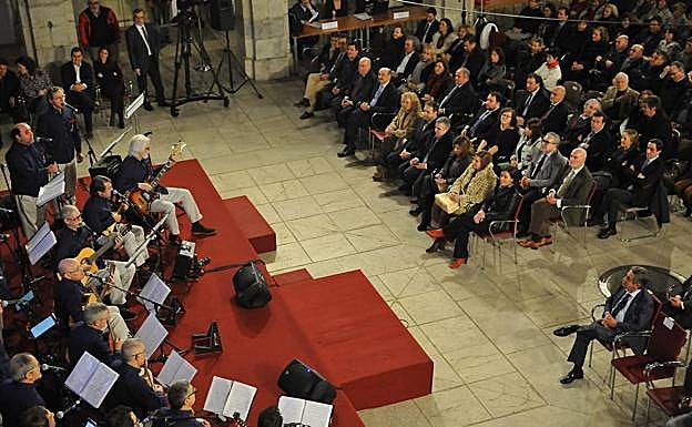 «La autonomía existe como derecho porque proclamamos la unidad como principio»