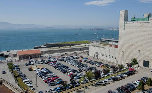 Parking del Palacio de Festivales.