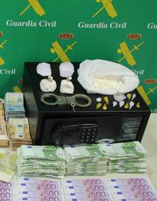 Imagen secundaria 2 - Desarticulada una red de distribución de cocaína de gran pureza en el Valle de Cabuérniga